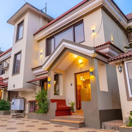 Calangute Candolim Beach Bay Villas And Apartments Baga Exterior photo