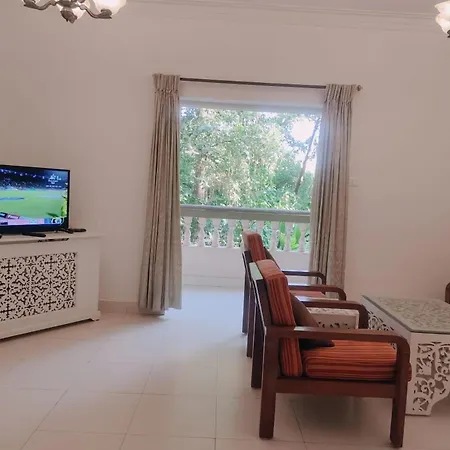 Calangute Candolim Beach Bay Villas And Apartments Baga Exterior photo